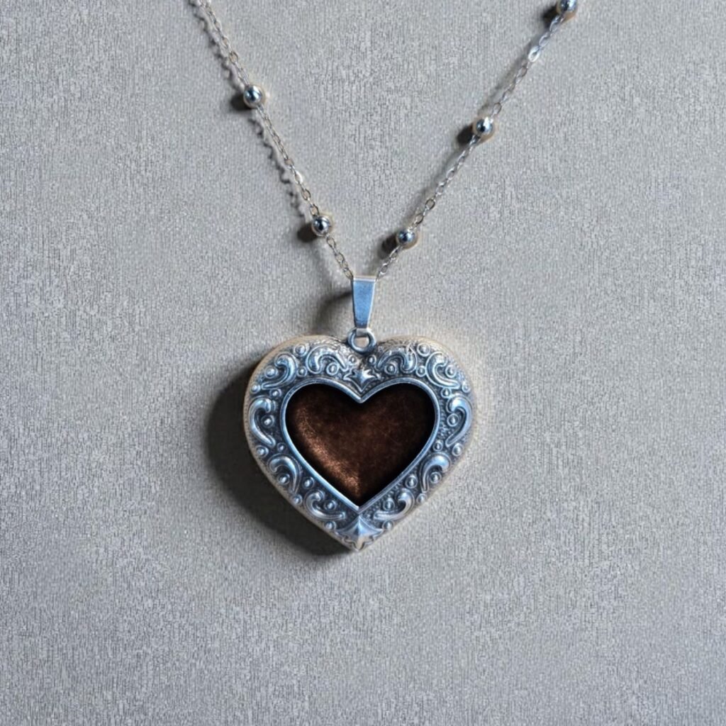 Iridizon κολιέ καρδιά σμάλτο antique