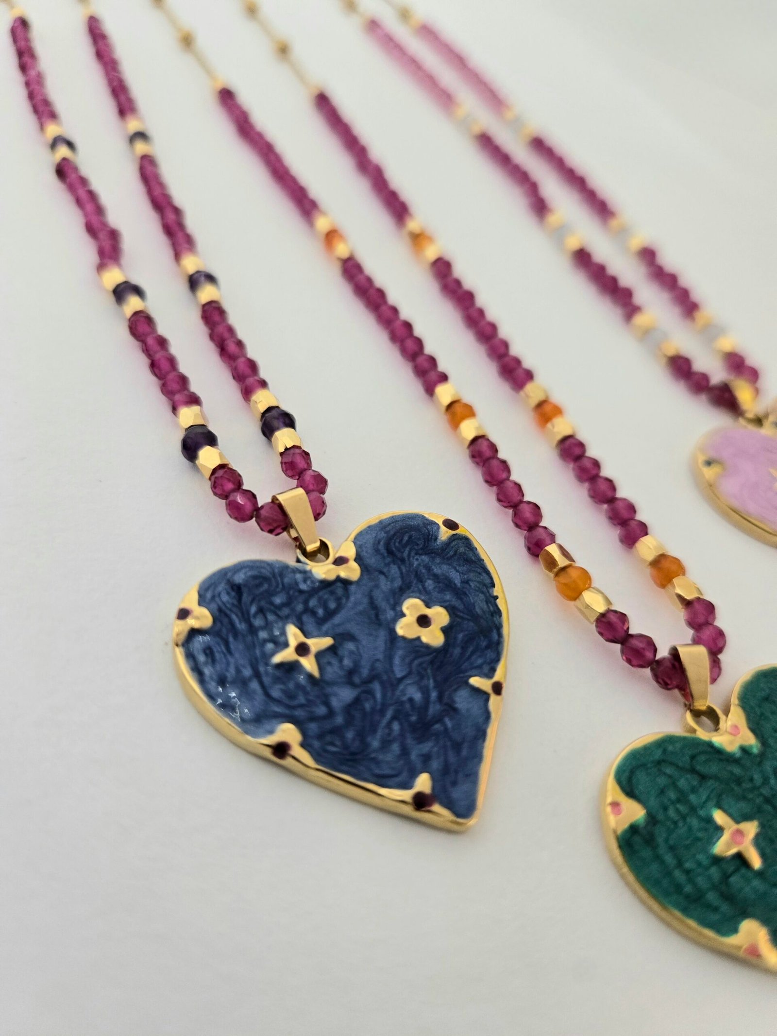 Iridizon κολιέ καρδιά σμάλτο & κρύσταλλα