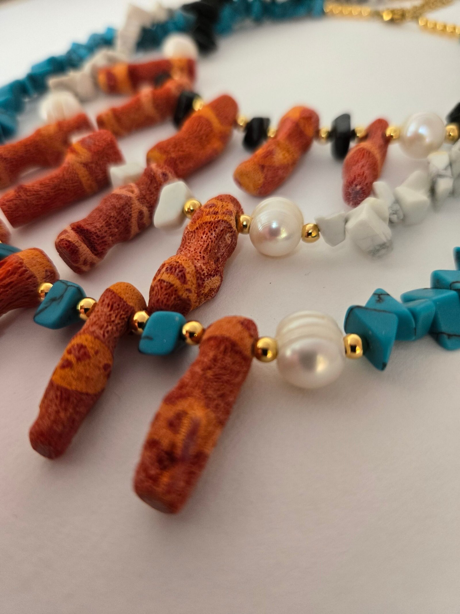 Iridizon κολιέ κοράλλι